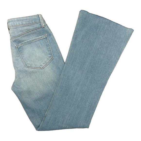 L'AGENCE Sera High Rise Jean Flared Bell Bottom Jeans Blue Cloud Chic Size 25 - Picture 5 of 11